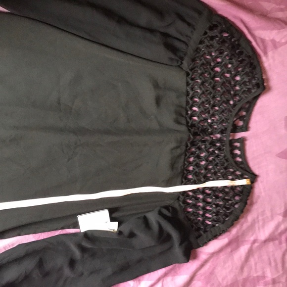 NWT Laundry black dress, length as 87cm. Size 4 - Picture 3 of 3